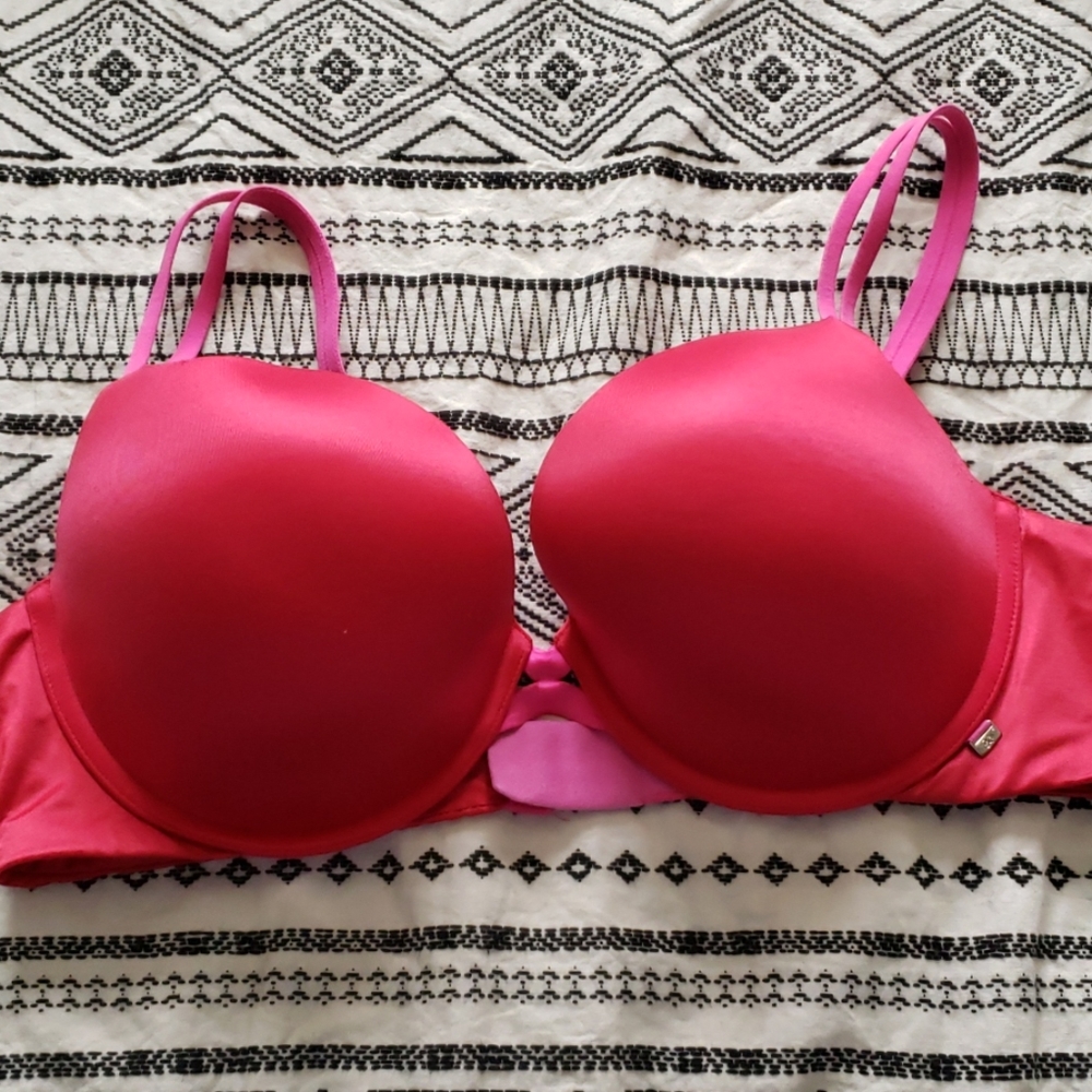 Victoria's secret bra